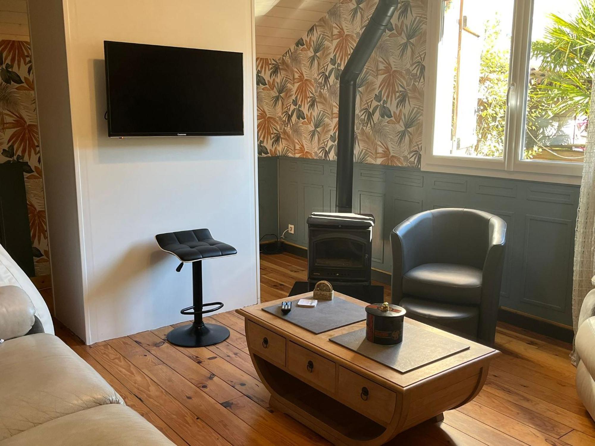 Le Pigeonnier Apartment Мартел Екстериор снимка