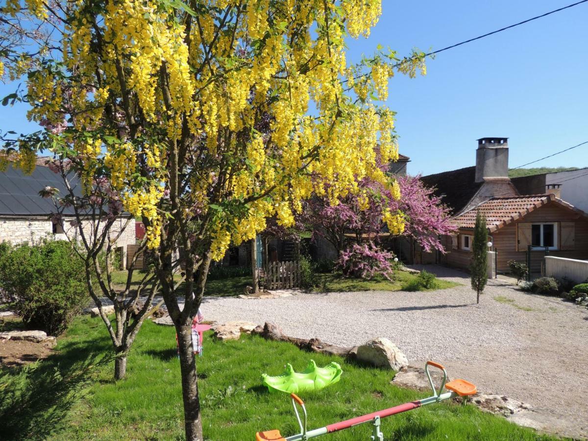 Le Pigeonnier Apartment Мартел Екстериор снимка