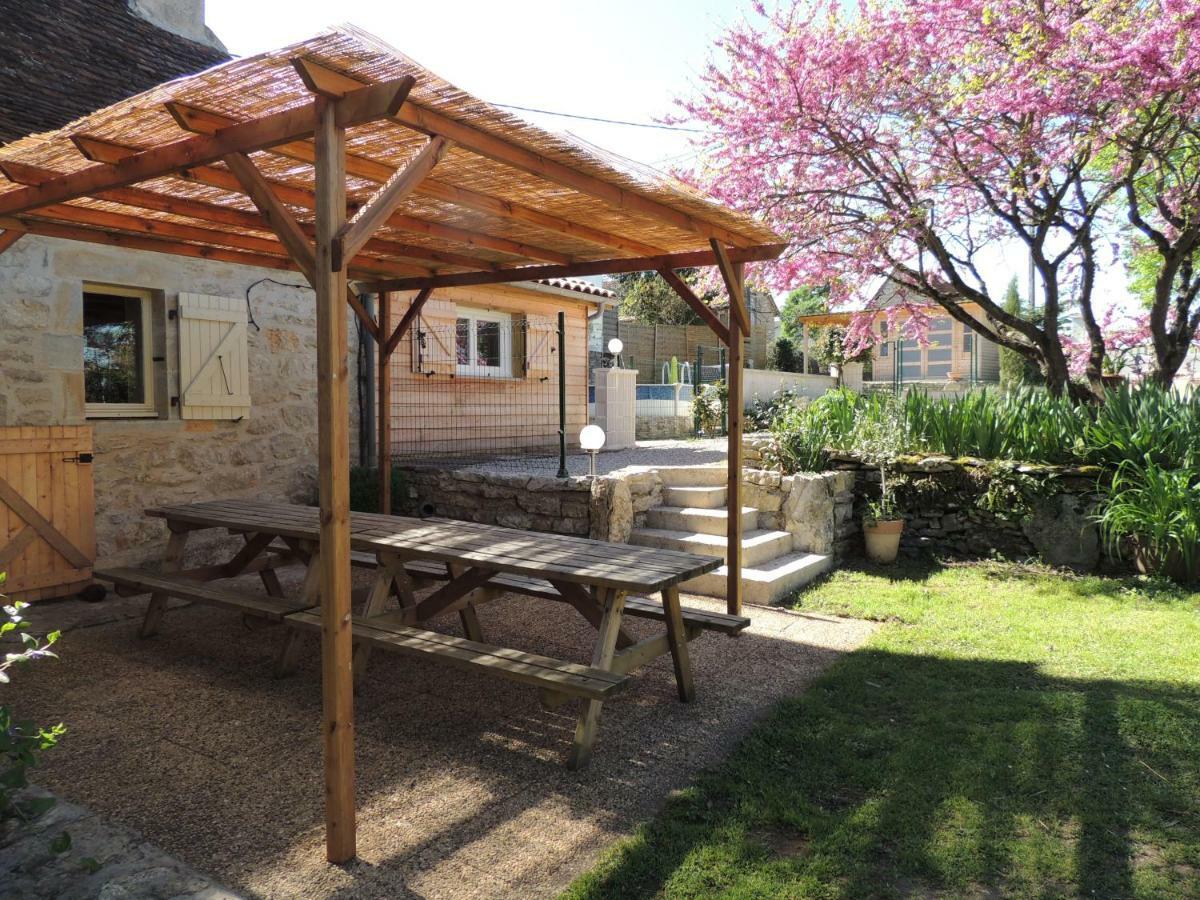 Le Pigeonnier Apartment Мартел Екстериор снимка